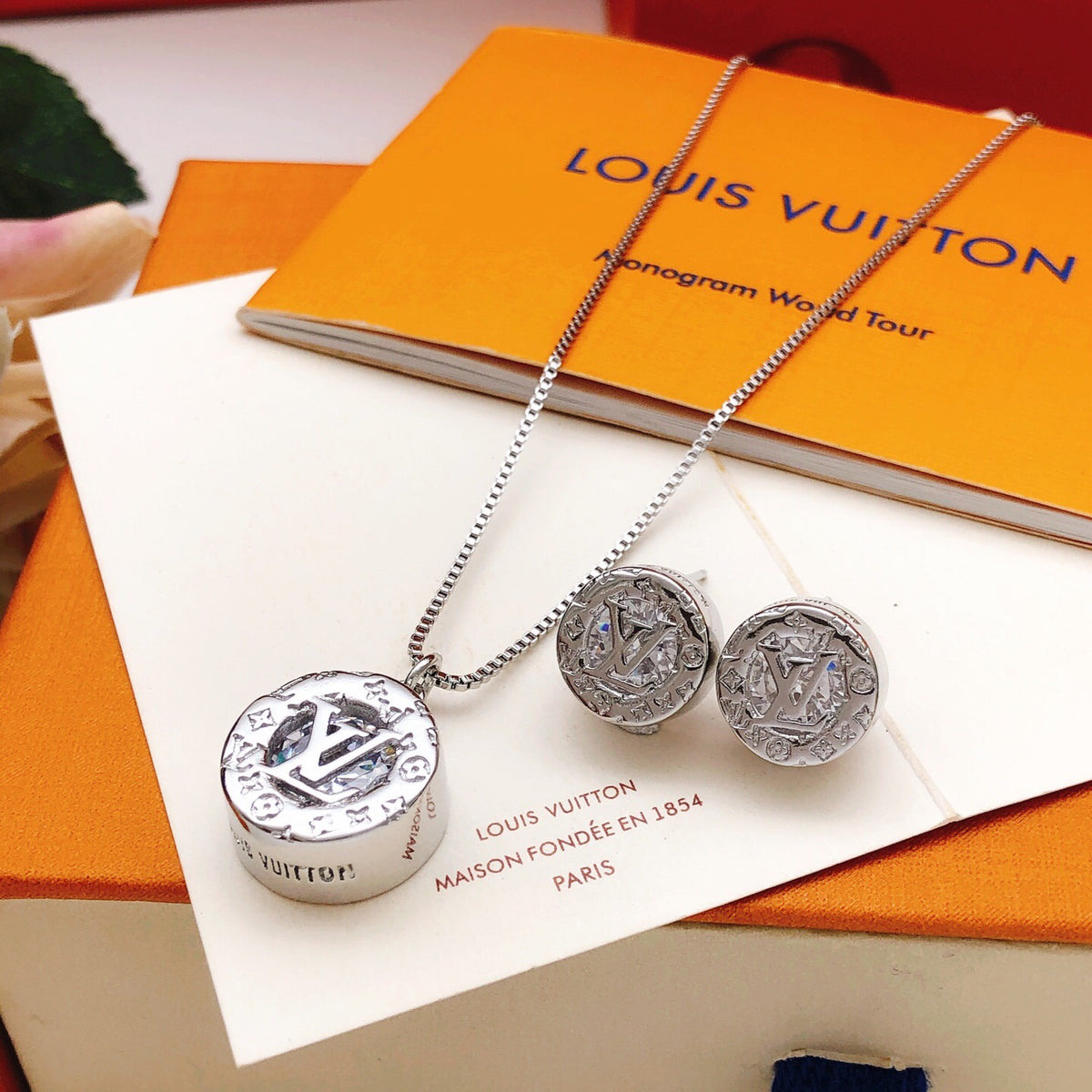 Louis Vuitton Silver-Tone Circular Earrings - album image 6
