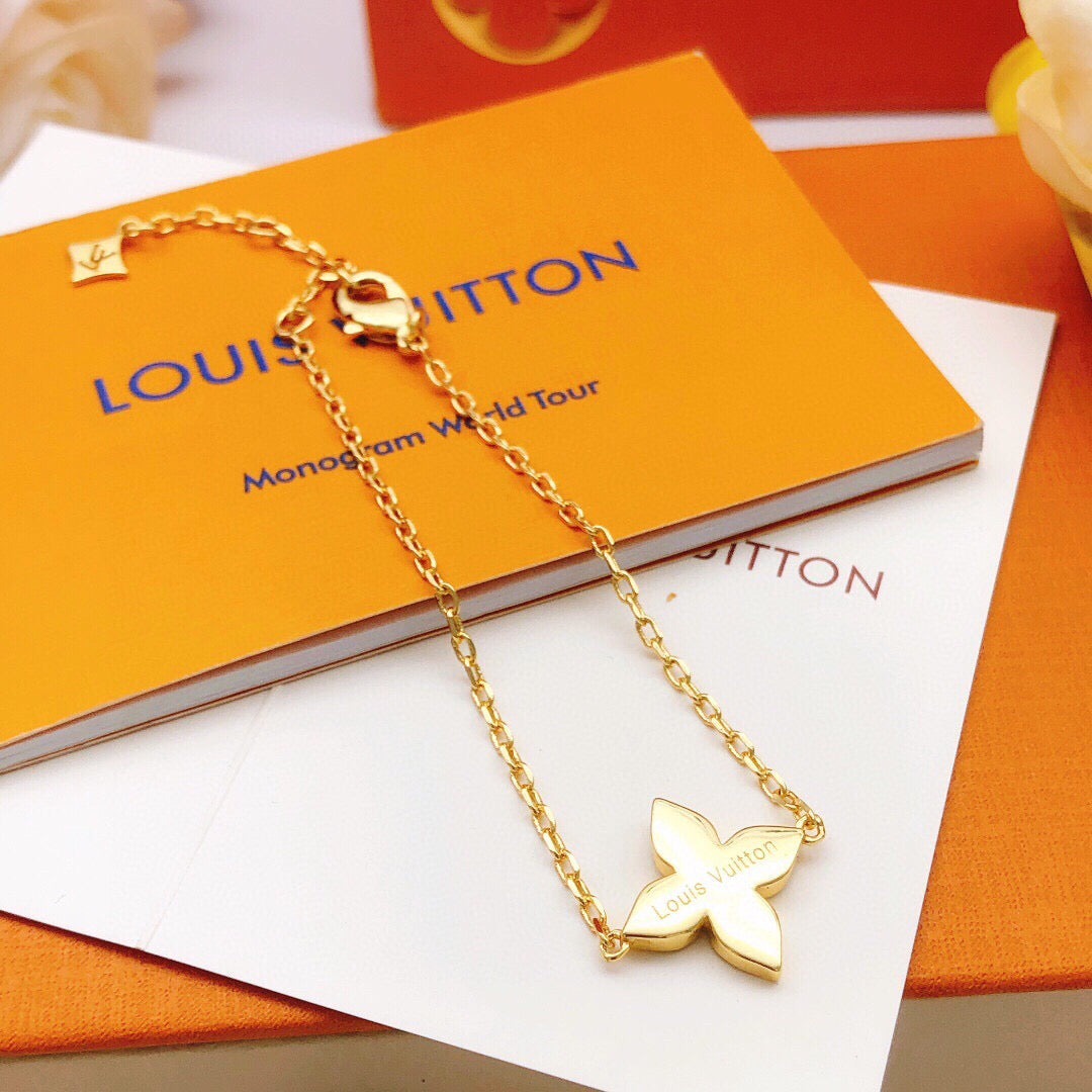 Louis Vuitton Monogram Diamond-Shape Bracelet - album image 4