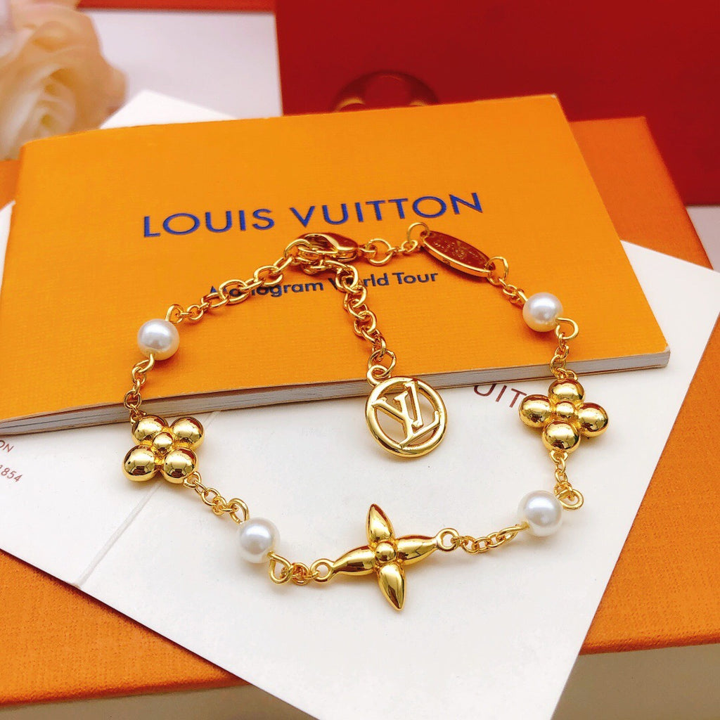 Louis Vuitton Pearl Polished Bracelet - album image 2