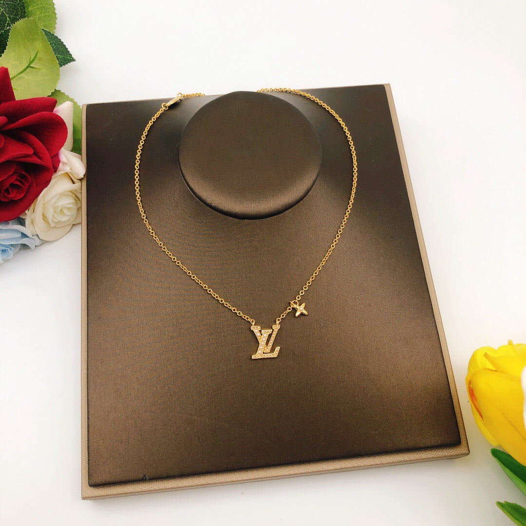 Louis Vuitton Pearl Necklace - album image 7