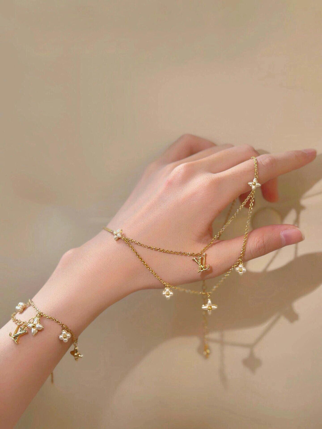 Louis Vuitton Double-Layer Flower Necklace - album image 7