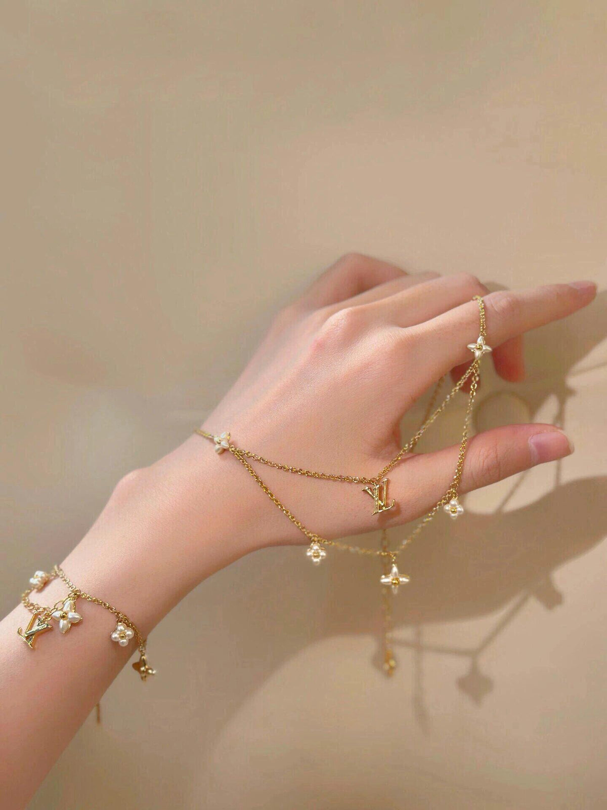 Louis Vuitton Double-Layer Flower Necklace - album image 7