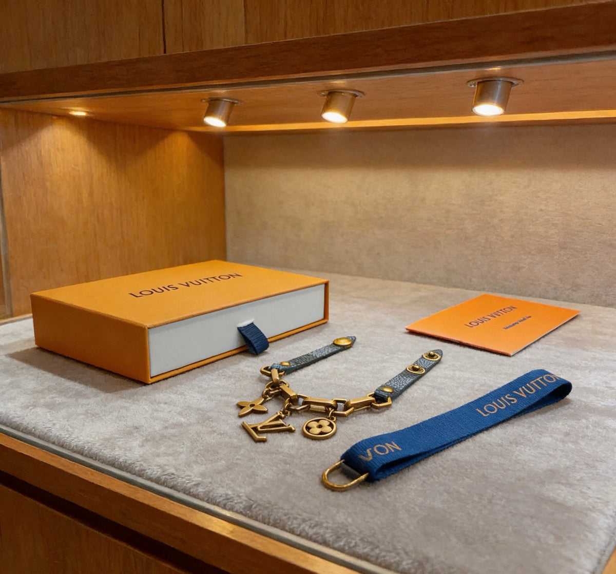 Louis Vuitton Leather Bracelet - album image 9