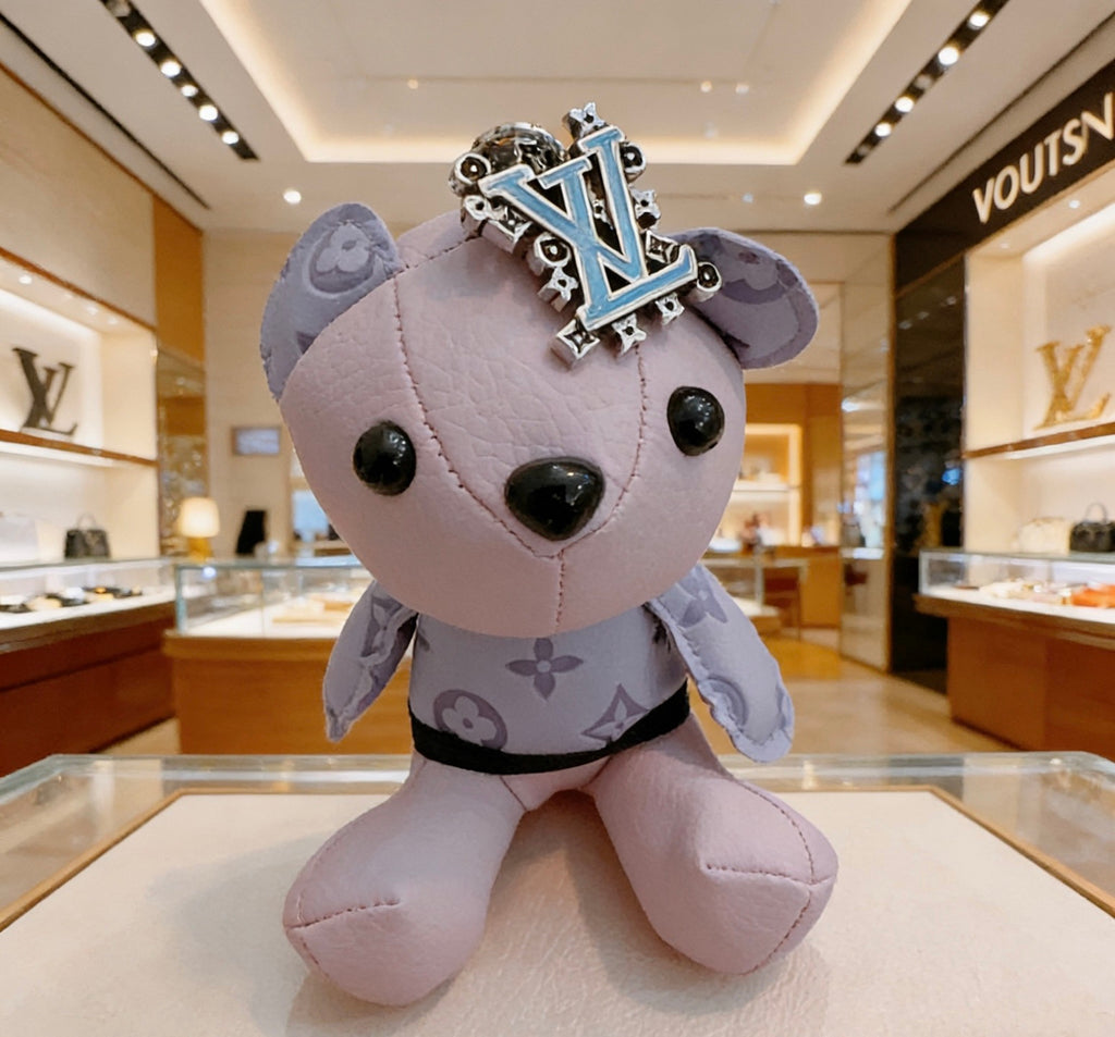 Louis Vuitton Lilac Monogram Bear Keychain - album image 5