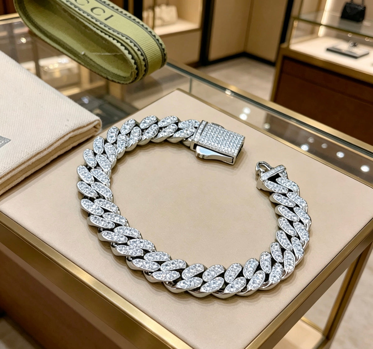 Gucci Crystal Accent Cuban Link Bracelet - album image 1