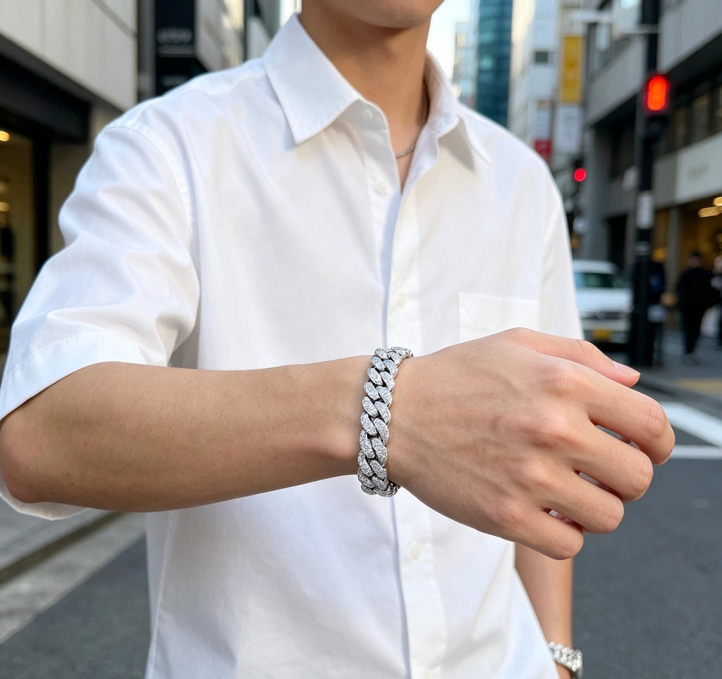 Gucci Crystal Accent Cuban Link Bracelet - album image 9