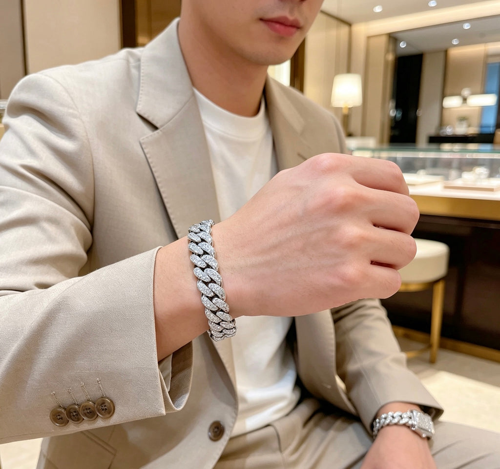Gucci Crystal Accent Cuban Link Bracelet - album image 3