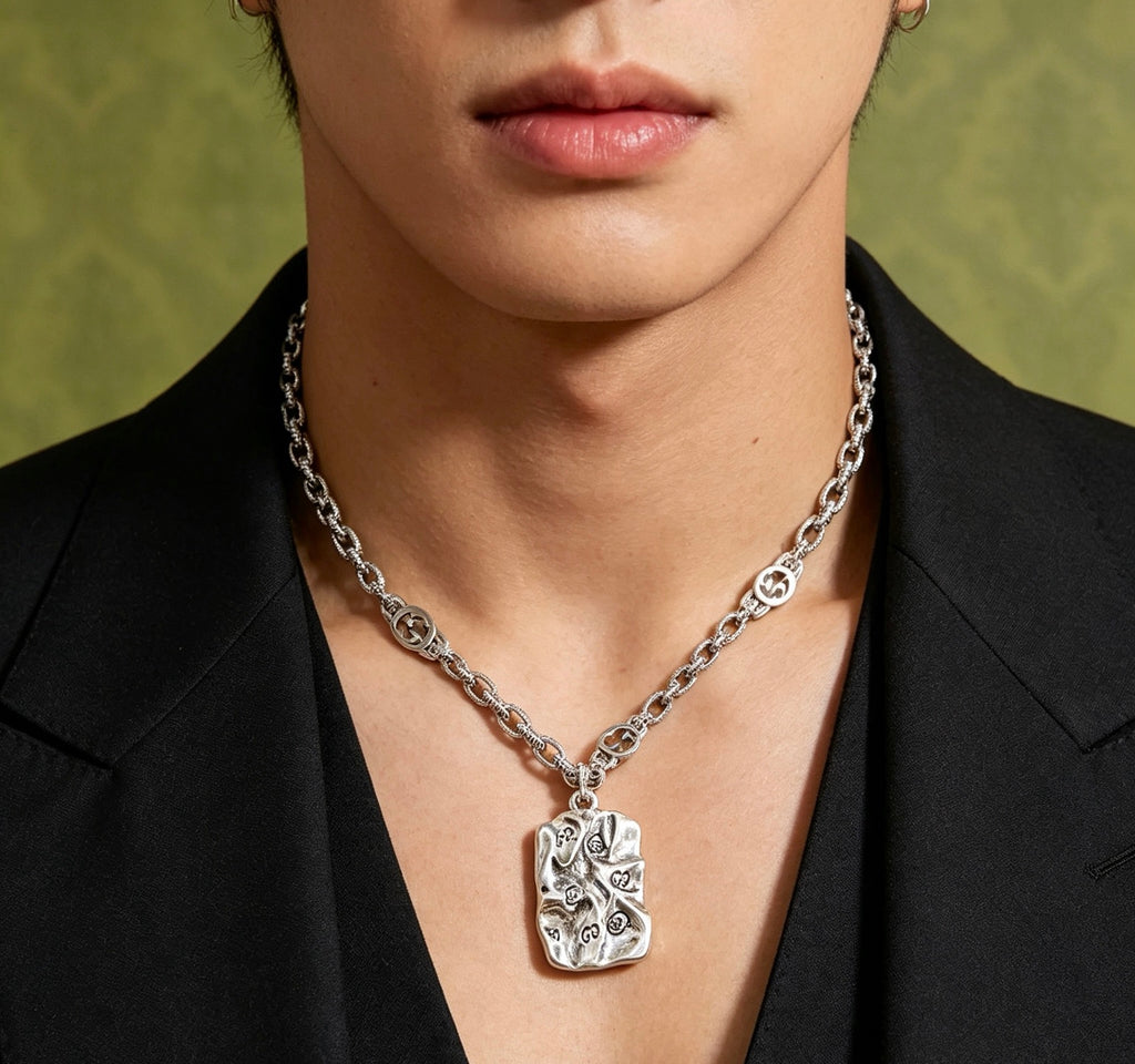 Gucci Anger Forest Interlocking G Antiqued Chain Necklace - album image 3