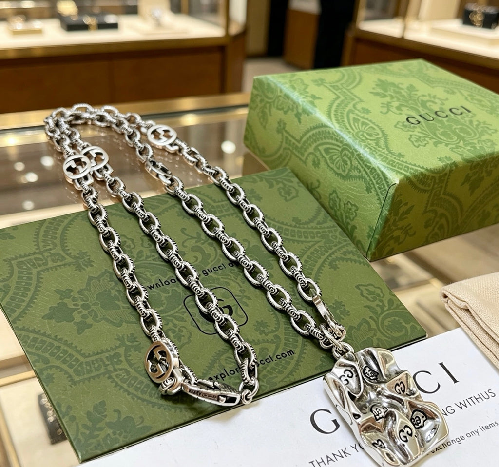 Gucci Anger Forest Interlocking G Antiqued Chain Necklace - album image 5