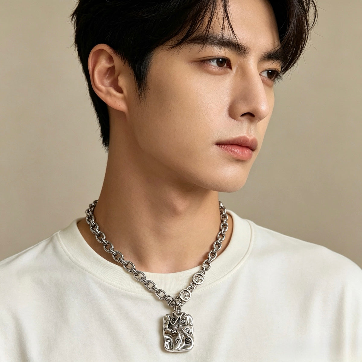 Gucci Anger Forest Interlocking G Antiqued Chain Necklace - album image 8
