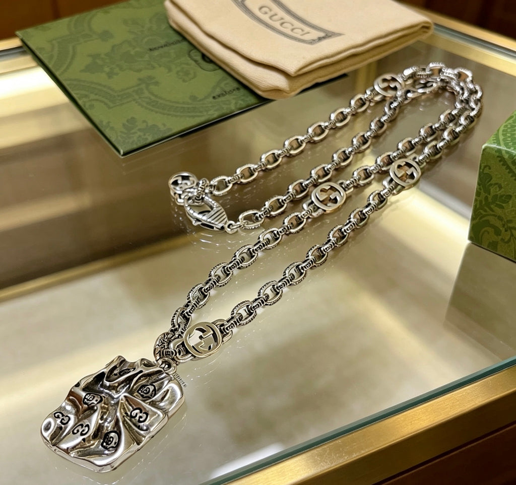 Gucci Anger Forest Interlocking G Antiqued Chain Necklace - album image 9