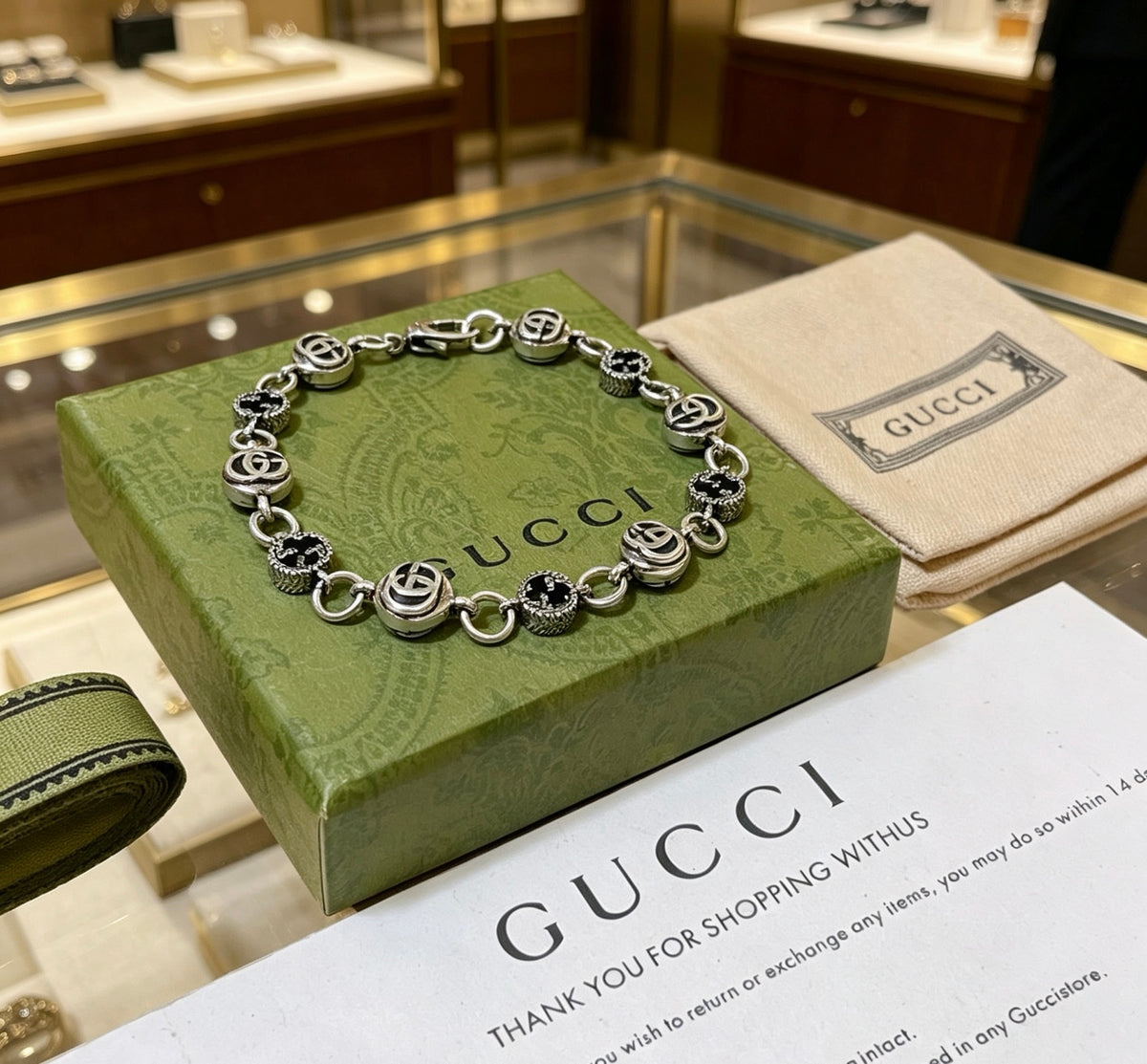Gucci Silver-Tone GG Medallion Link Bracelet - album image 9