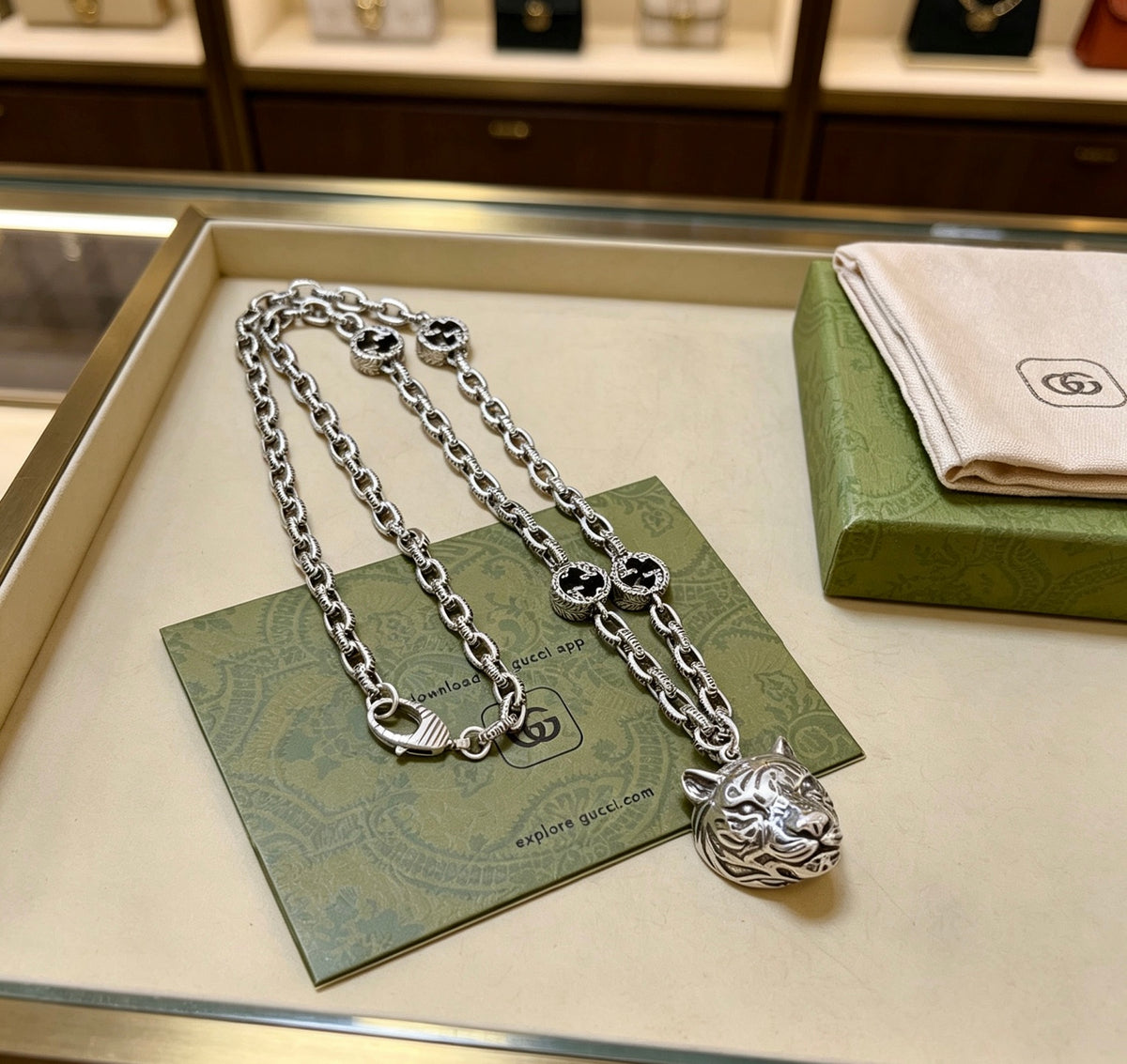 Gucci Anger Forest Interlocking G Antique Silver-Tone Silver-Tone Antiqued Chain Necklace - album image 4