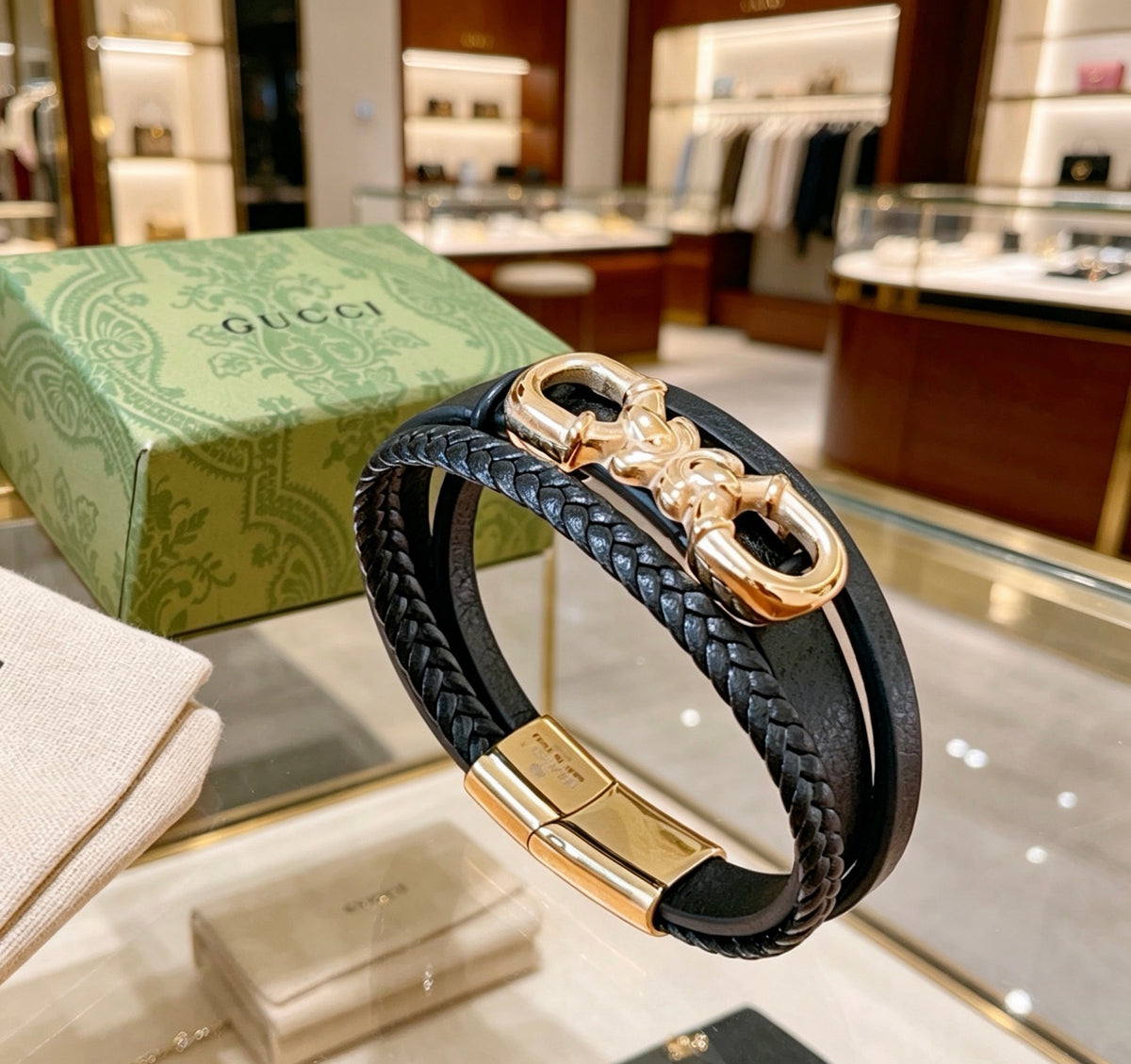 Gucci Anger Forest Interlocking G Antique Silver-Tone Silver-Tone Antiqued Leather Bracelet - album image 9