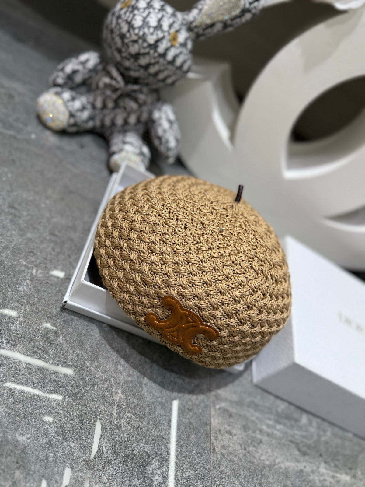 Celine Beret - image 8