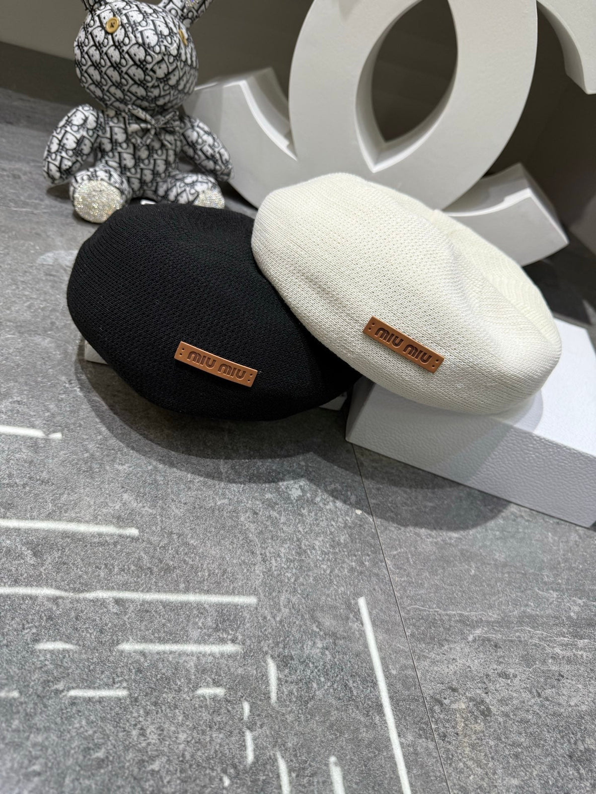 Miu Miu Beret - image 8