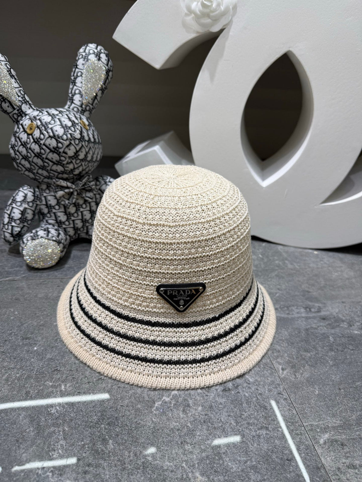 Prada Knit Bucket Hat - image 9