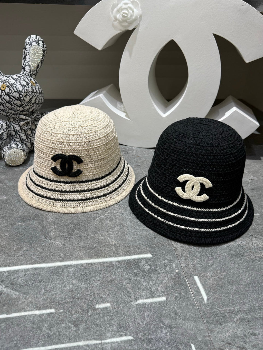 Chanel Knit Bucket Hat - image 5