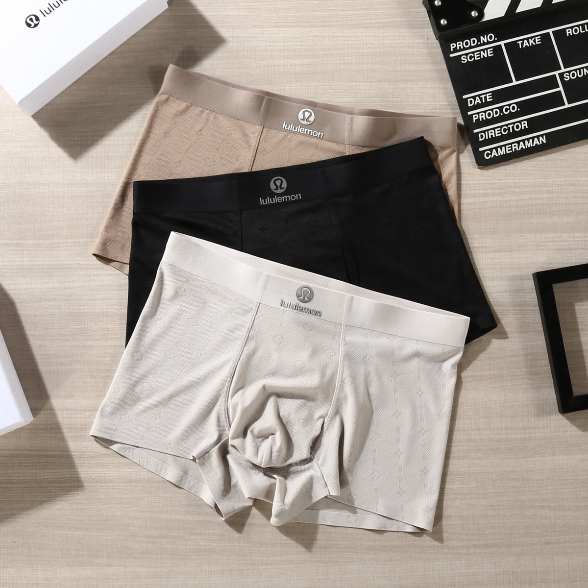 Lululemon taupe contrast waist boxer briefs - view 3