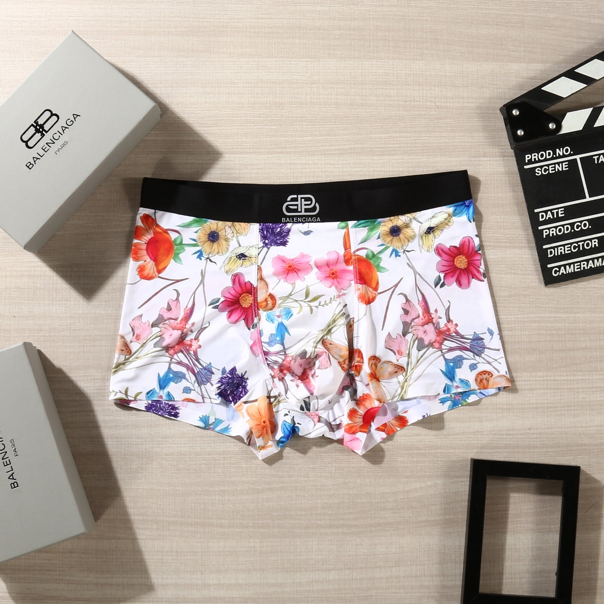 Balenciaga white floral print boxer briefs - view 8
