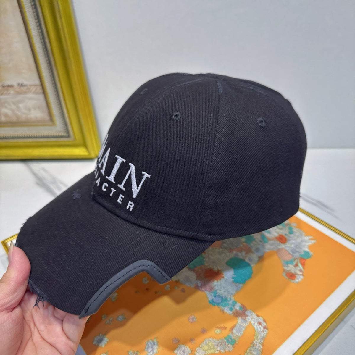 Balenciaga Baseball Cap - image 6