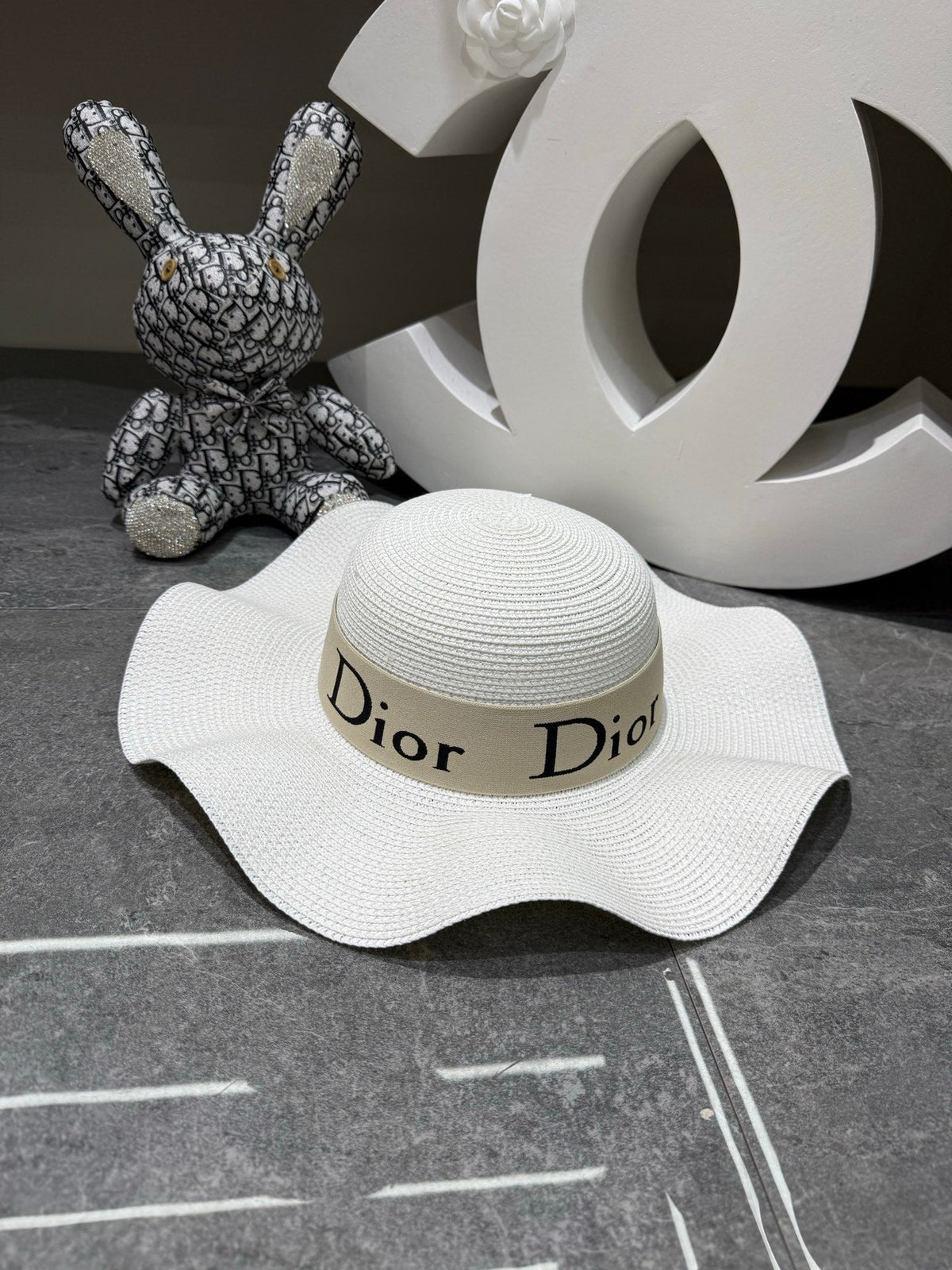 Dior Woven Open Knit Hat - image 9