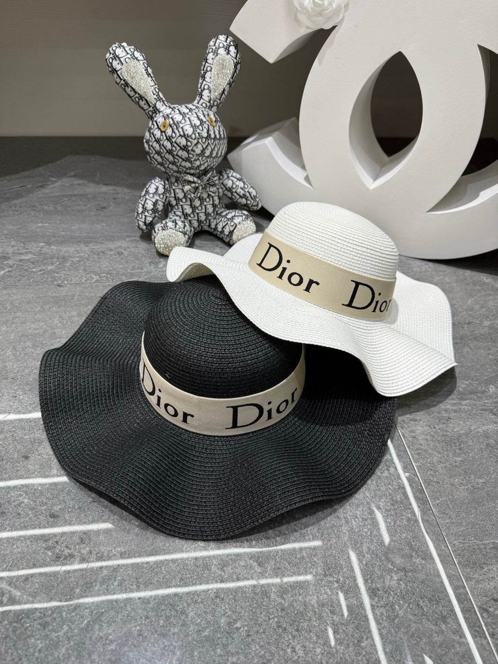 Dior Woven Open Knit Hat - image 8