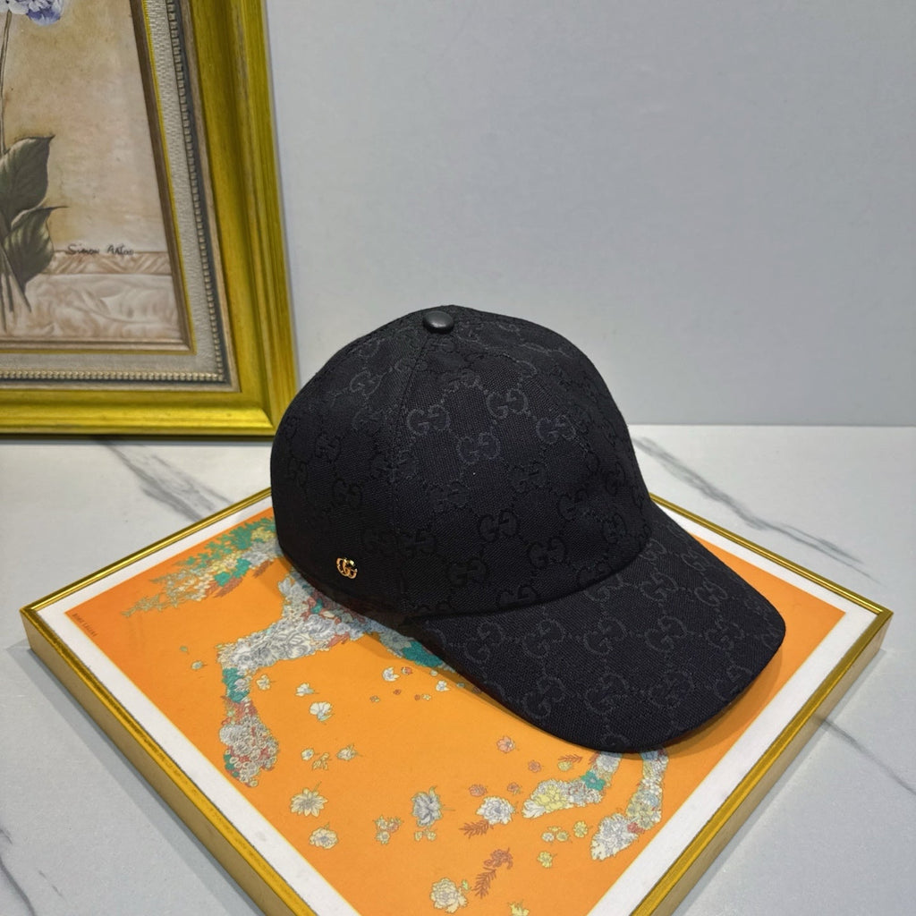 Gucci Baseball Cap - image 3