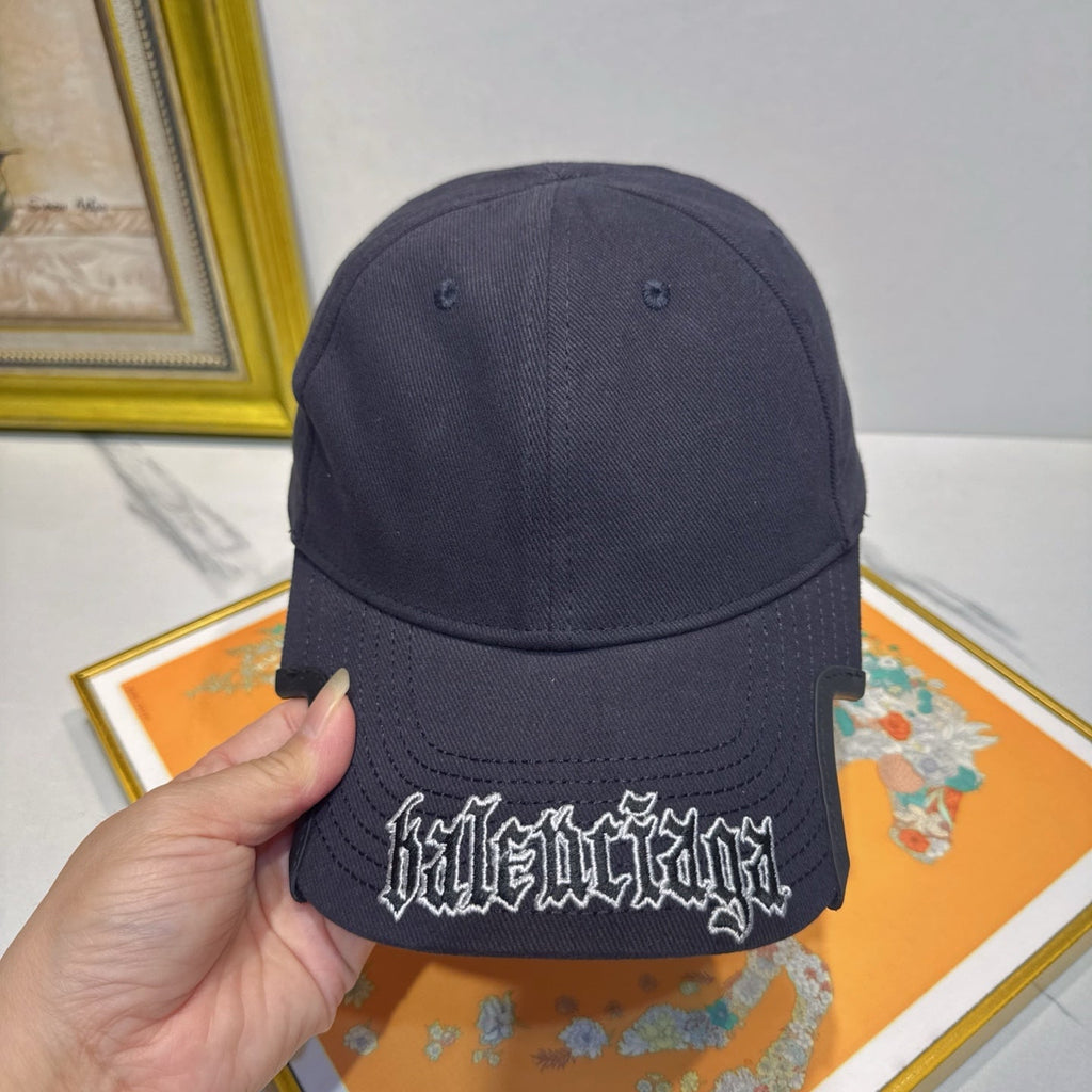 Balenciaga Baseball Cap - image 5
