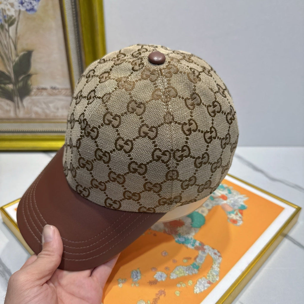 Gucci Baseball Cap - image 6