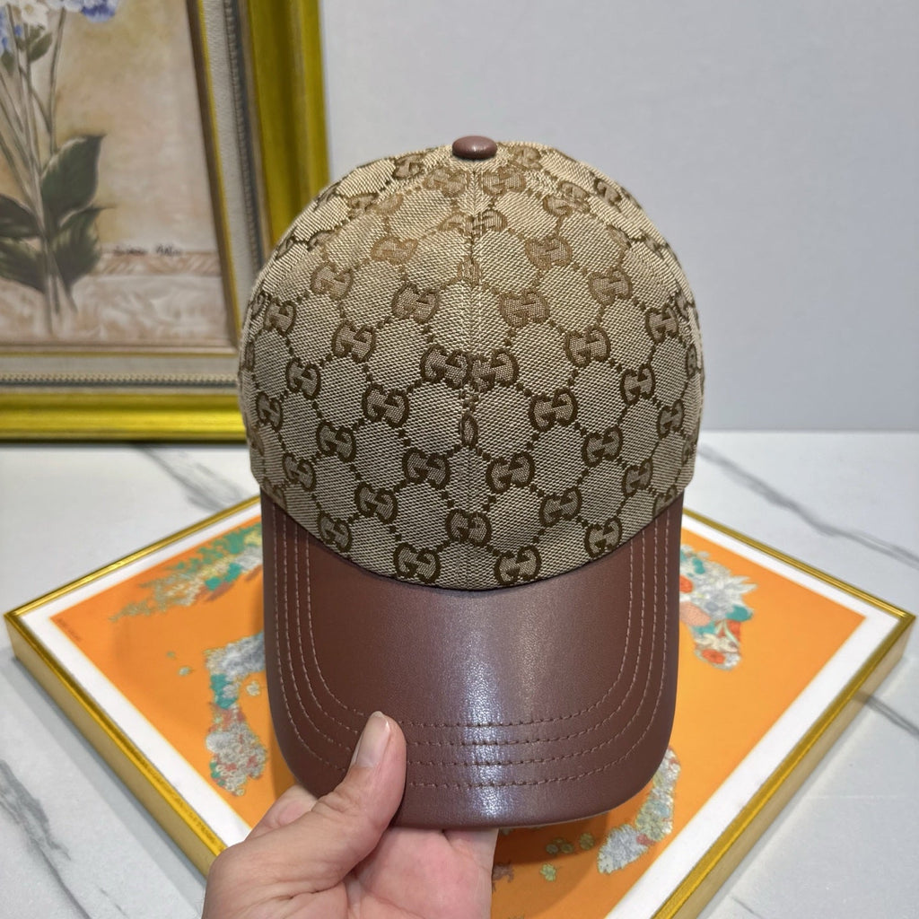 Gucci Baseball Cap - image 5