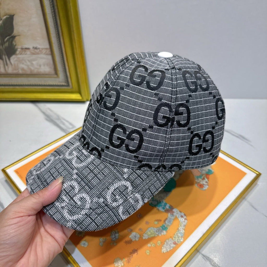 Gucci Baseball Cap - image 6