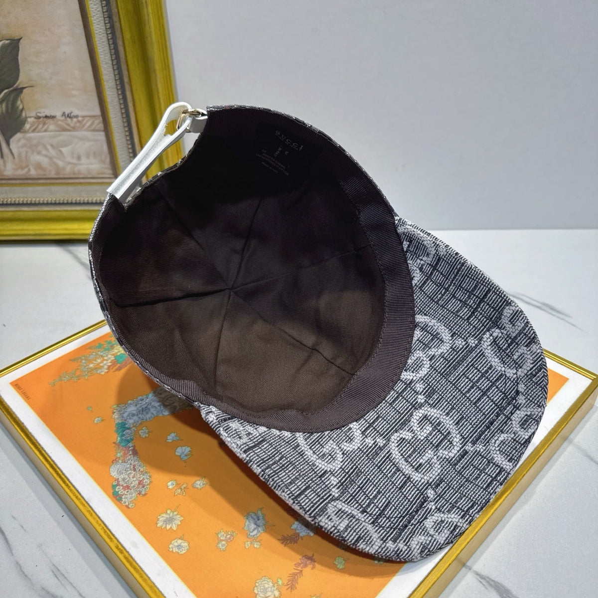 Gucci Baseball Cap - image 9