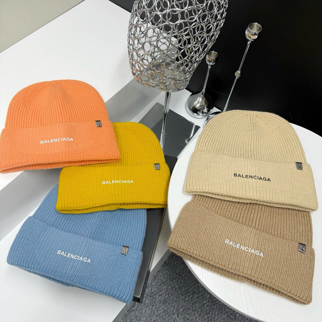 Balenciaga Knit Beanie - image 9