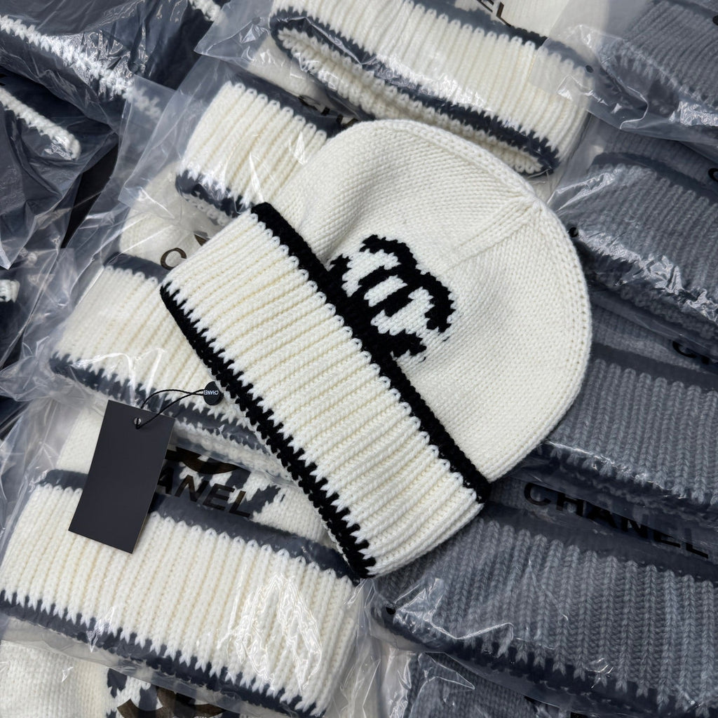 Chanel Knit Beanie - image 12
