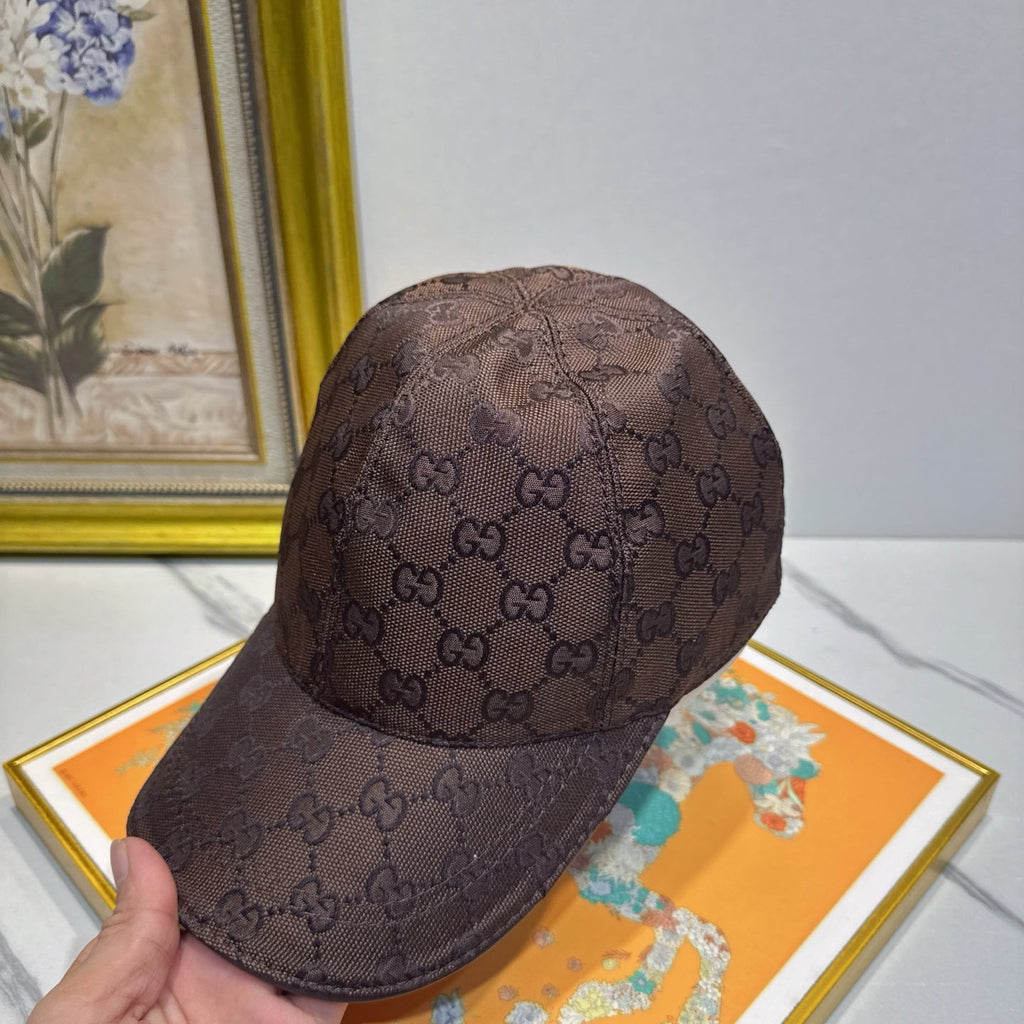 Gucci Baseball Cap - image 6