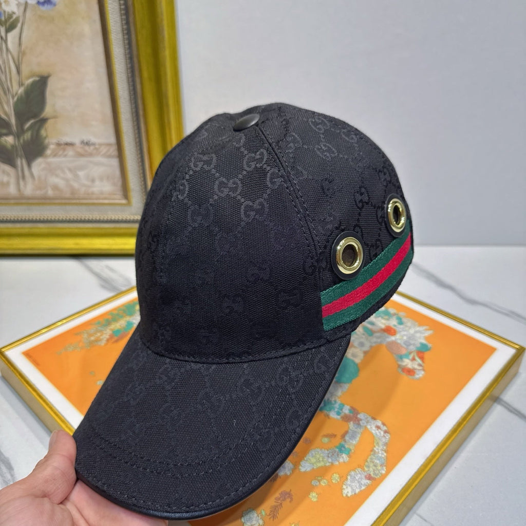 Gucci Baseball Cap - image 6