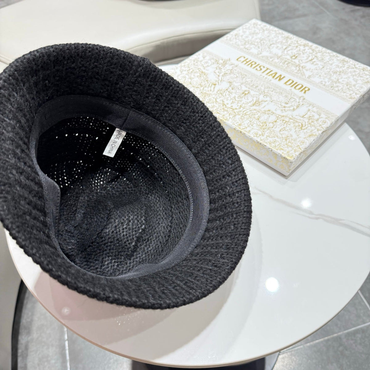 Louis Vuitton Knit Bucket Hat - image 9