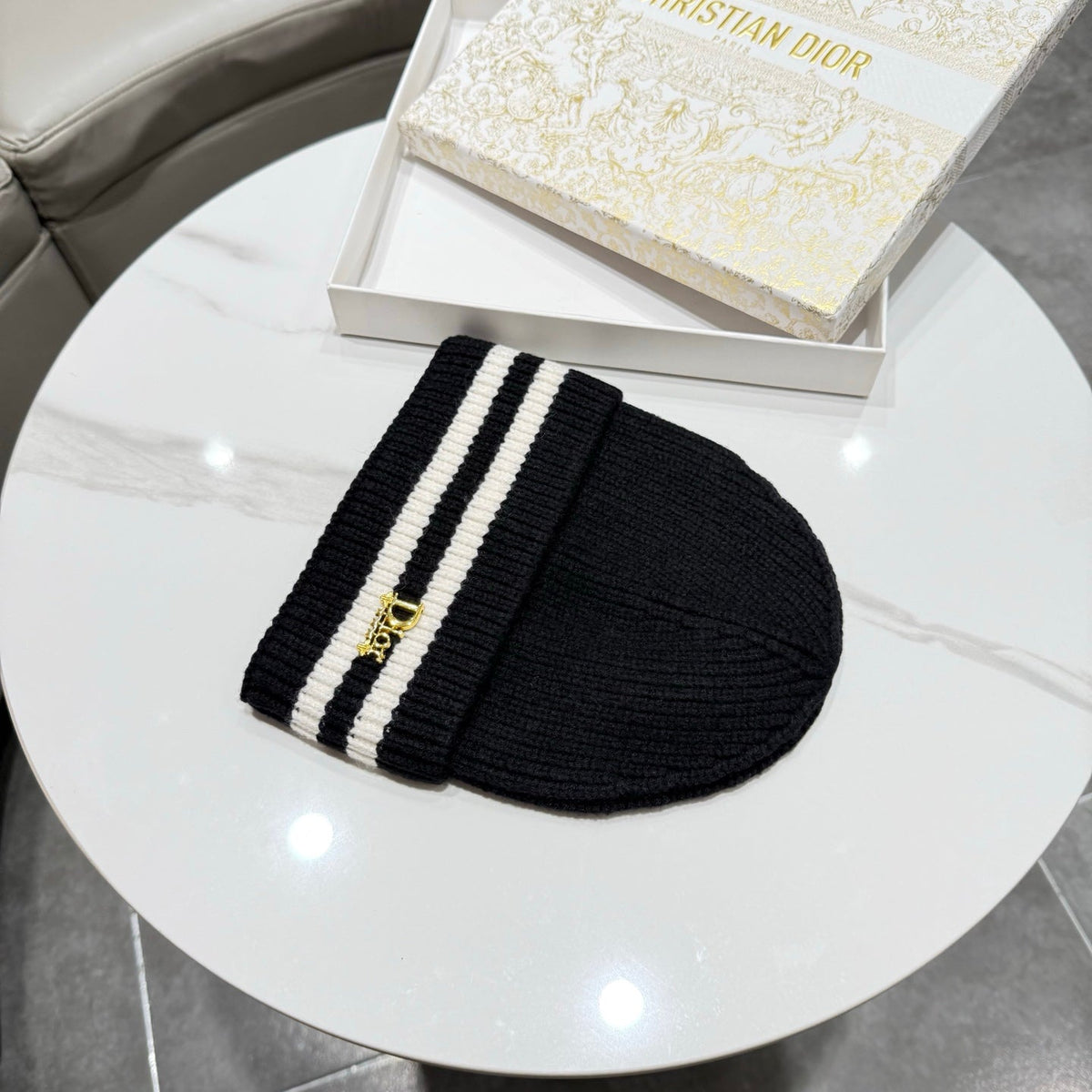 Dior Knit Beanie - image 8