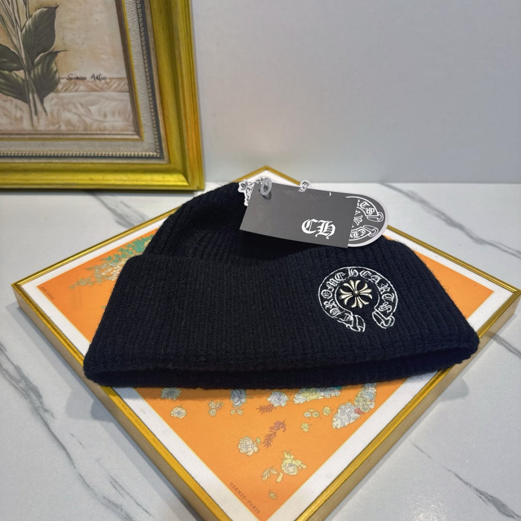Chrome Hearts Knit Beanie - image 6