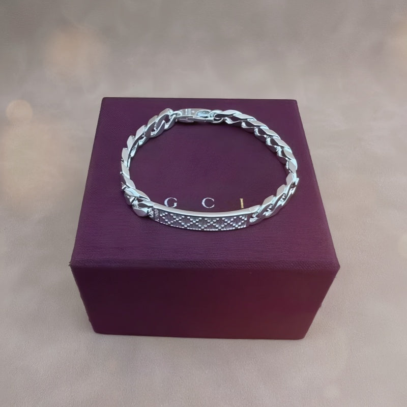 Gucci Silver-Tone Diamante Plaque Chain Bracelet - album image 2
